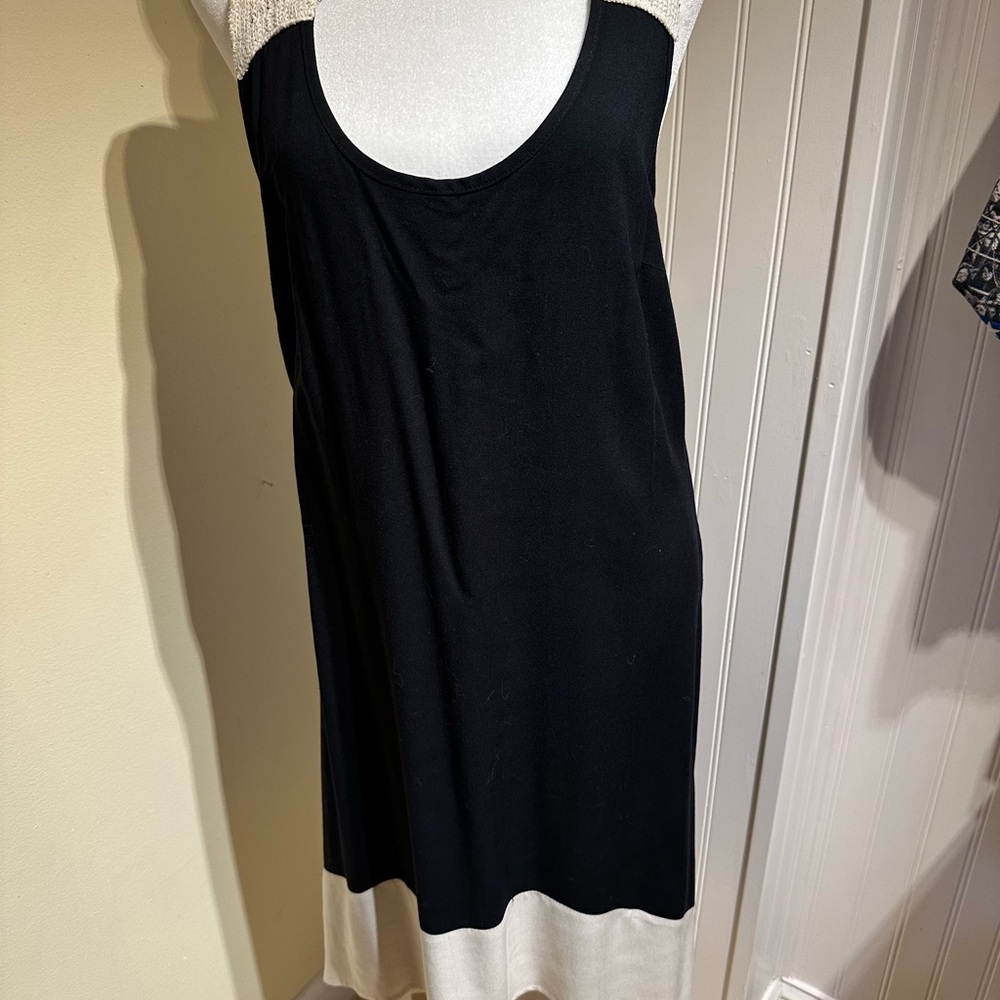 Elegant Dex Black and Cream Tank Top